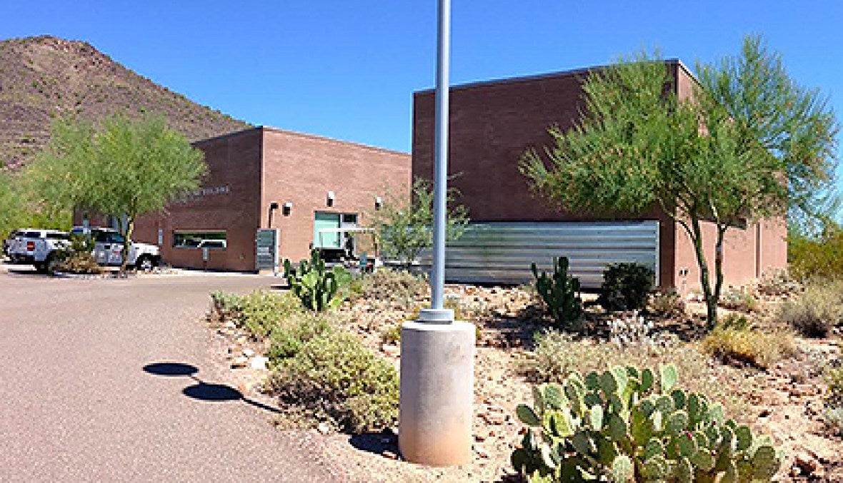 Picture of El Capitan building at Glendale Community College North