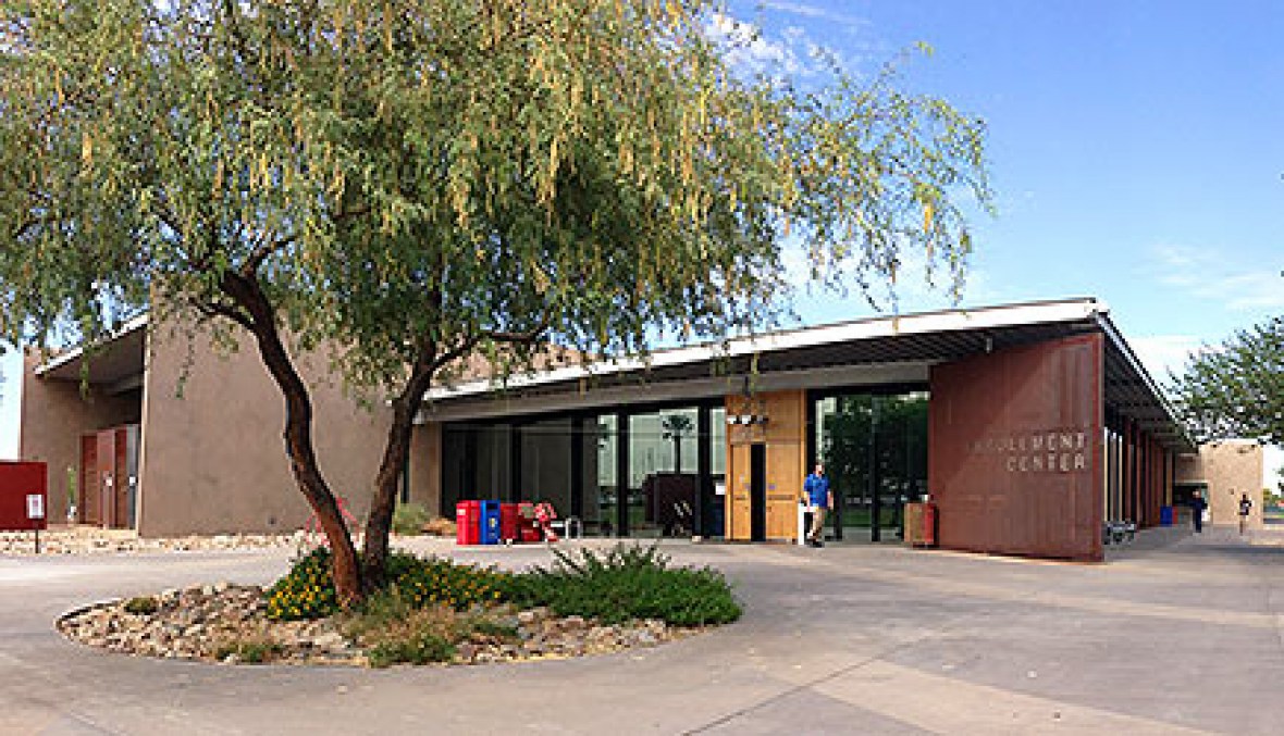 Enrollment Center building at Glendale Community College