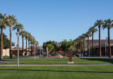 Glendale Main Campus - Central Mall